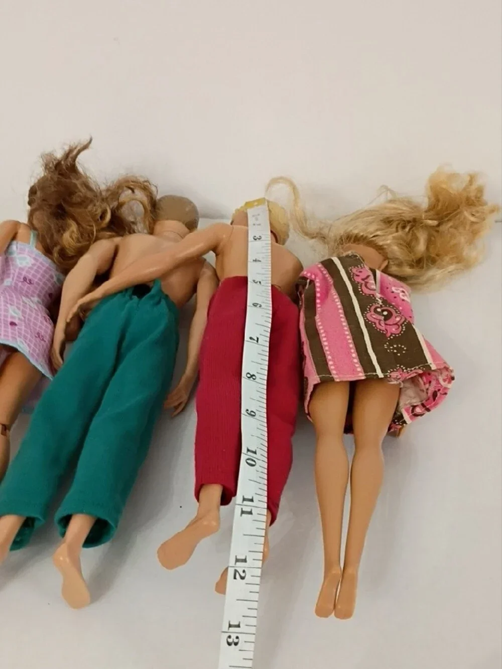 Vintage Clothing Fashion Doll Playset with Pink & Green Outfits